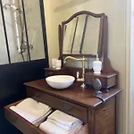 Le Clos De L'ane Dentelle Nocleg ze śniadaniem 4*