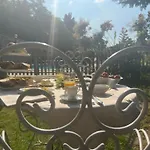 Le Clos De L'ane Dentelle Nocleg ze śniadaniem 4*