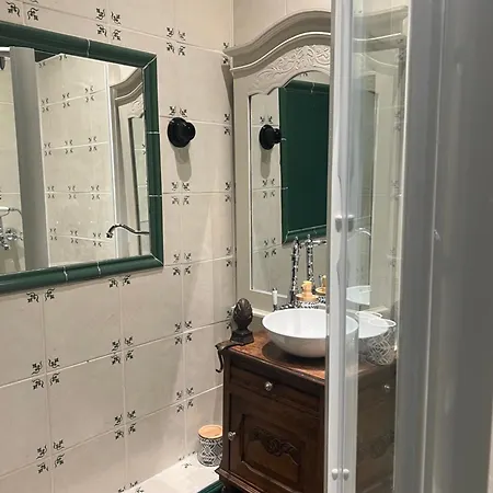Le Clos De L'ane Dentelle * Vezac (Dordogne)